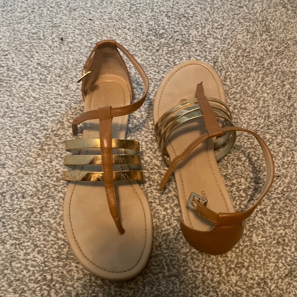 Calvin Klein tan & gold sandals